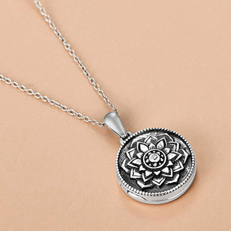 Personalized Photo Locket Necklace, Sterling Silver Lockets With Chains - Oarse