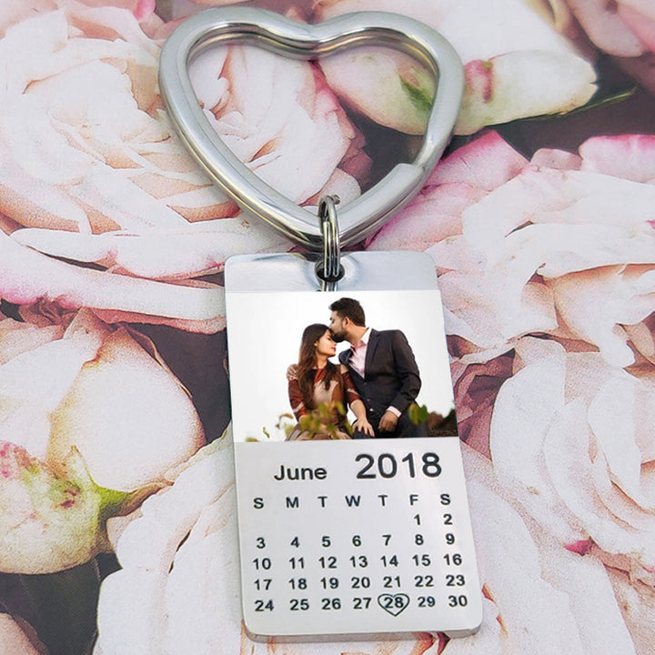 Personalized Calendar Keychain Couple Picture Keychain - Oarse