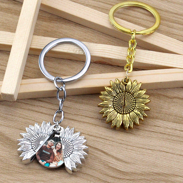 Sunflower Photo Locket Keychain Picture Keychain For Boyfriend Girlfriend - Oarse